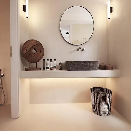 Luxurious In Serene Atmosphere Villa