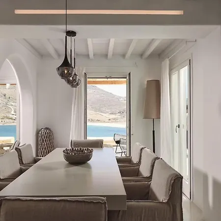 Luxurious In Serene Atmosphere *